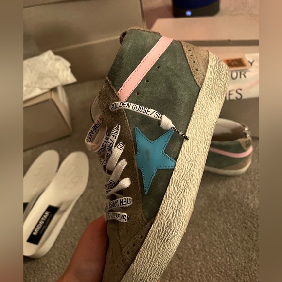 Size 38 Mid Star Golden Goose - Picture 2 of 7